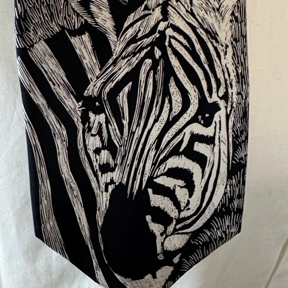 World Wildlife Fund Men's Necktie Black & White Plains Animals Design 160